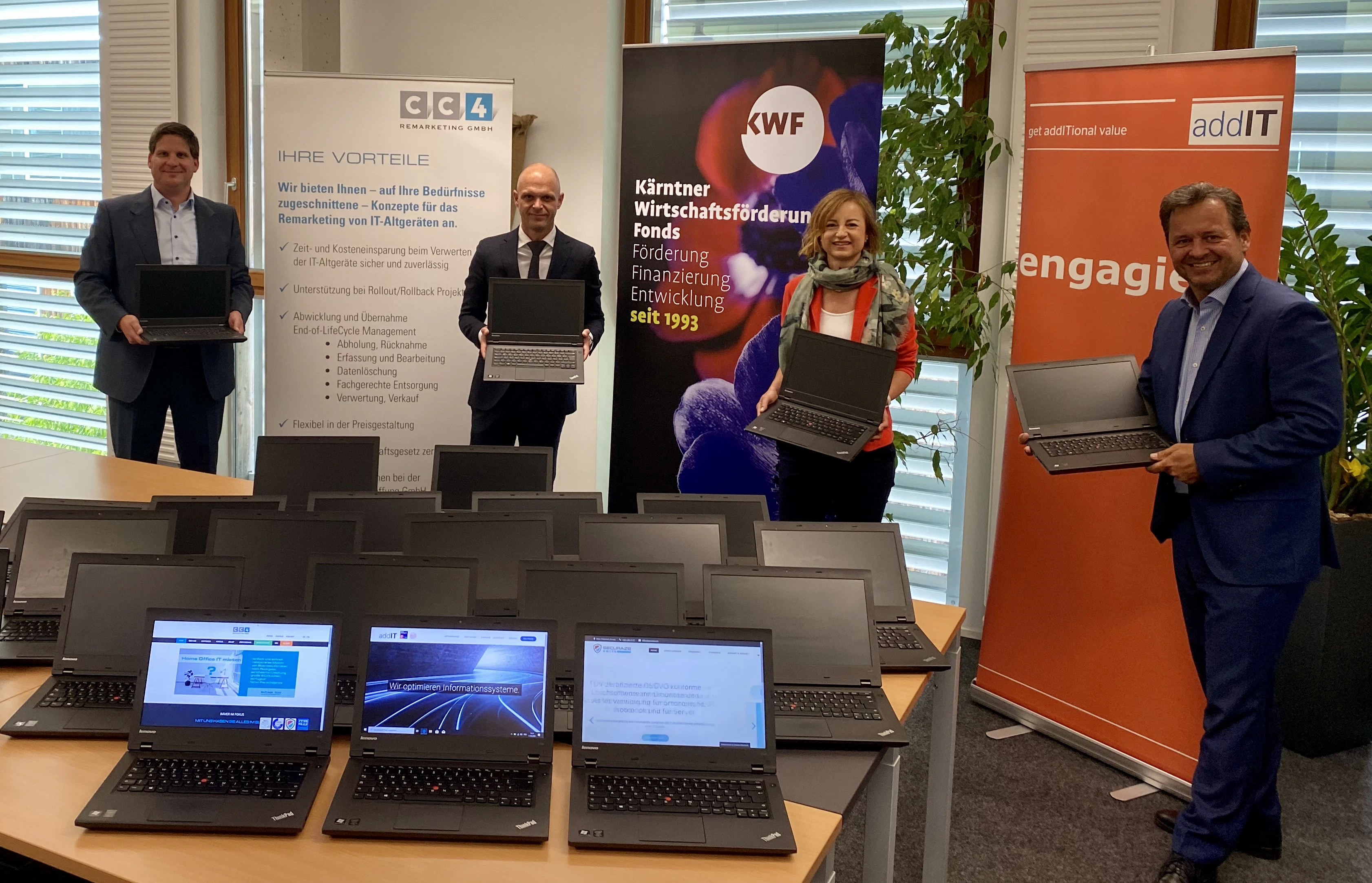 Marcus Trunkenpolz (CC4 Remarketing), Robert Klinglmair (Bildungsdirektor Kärnten), Petra Rodiga-Laßnig (Kärntner Wirtschaftsförderungs Fonds) und Dieter Jandl (Geschäftsführer addIT).