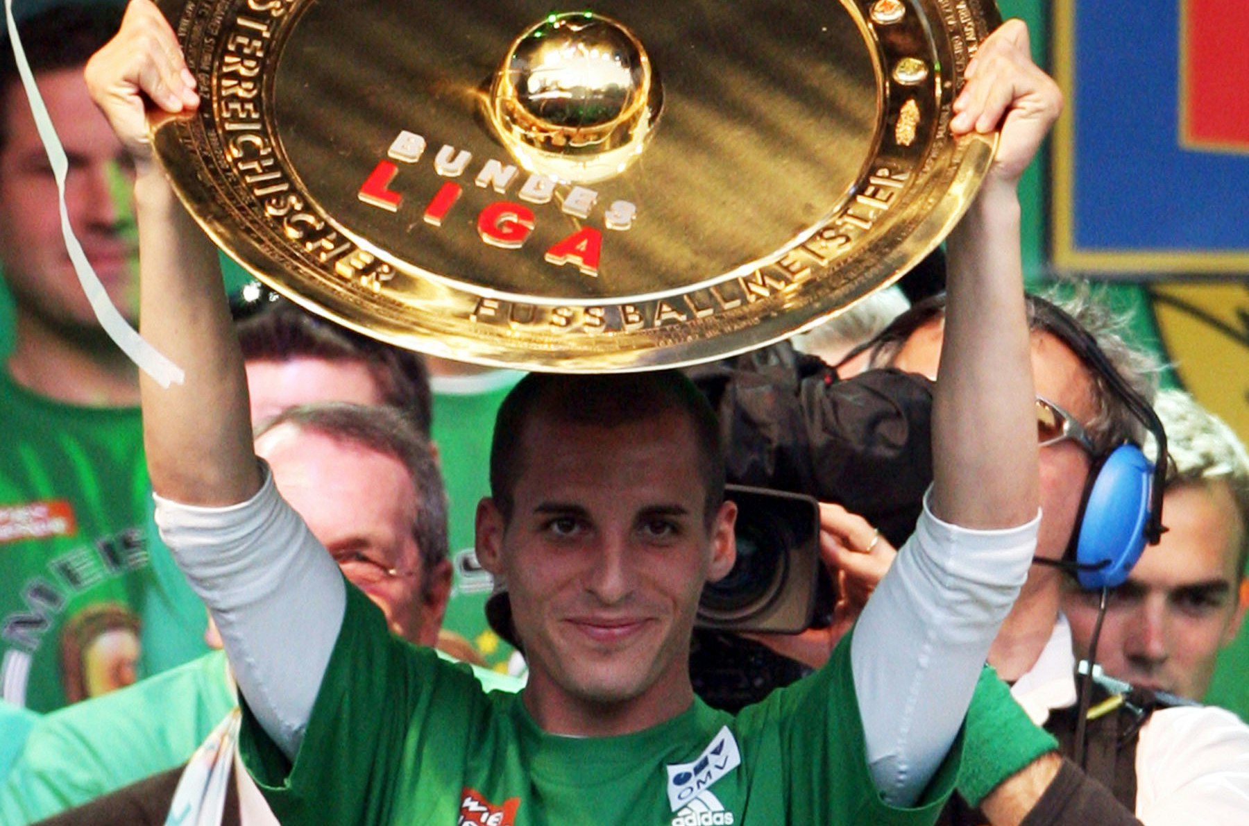 Kulovits 2008 mit dem Meisterteller