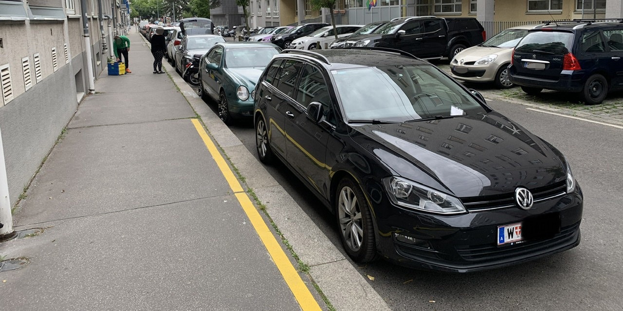 "Heute"-Leser Nikola ärgert sich über den Strafzettel.