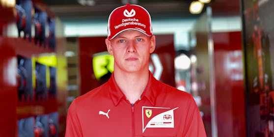 Mick Schumacher will in die großen Fußstapfen seines Vaters treten.
