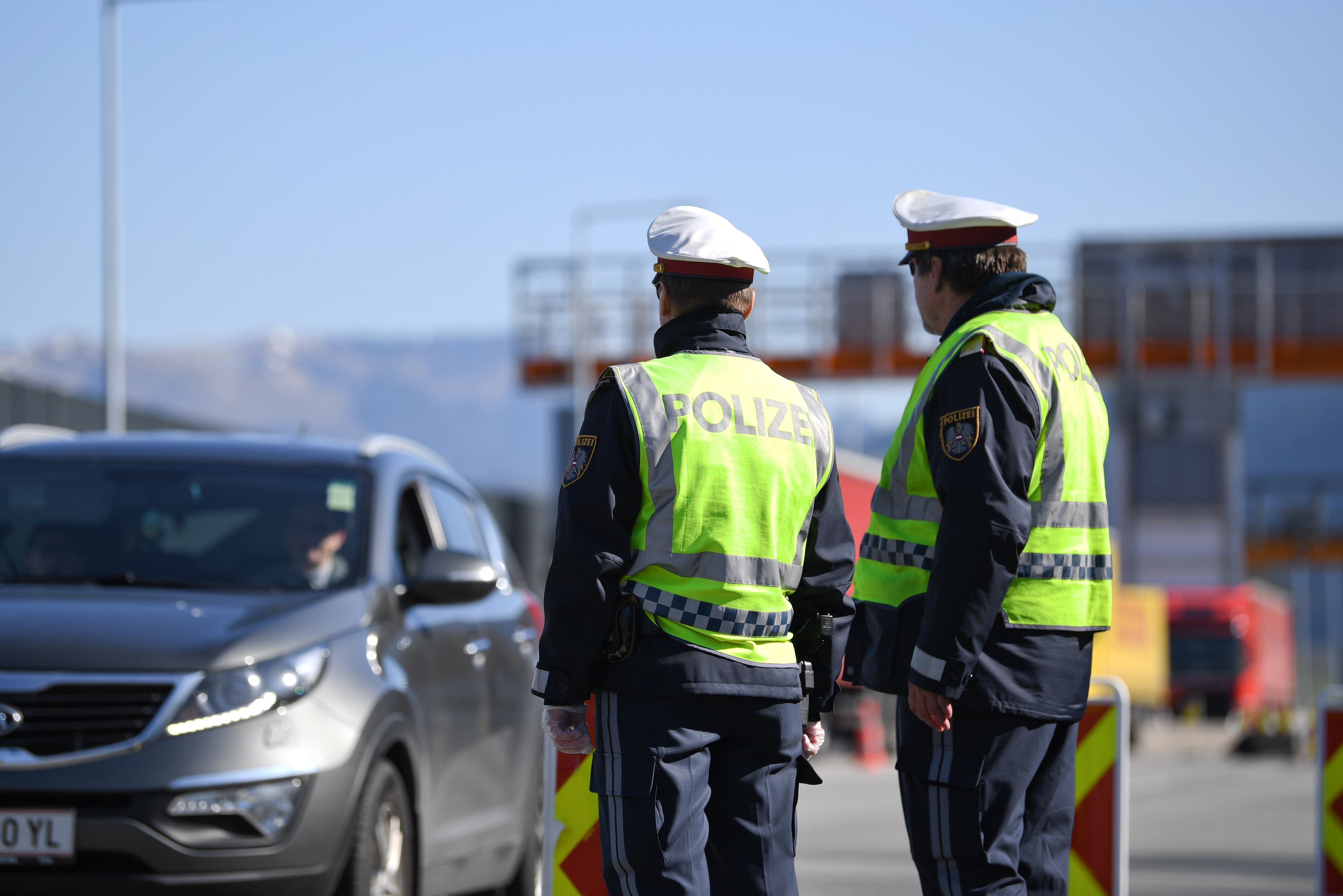 Die Ermittlungen der Polizei laufen.