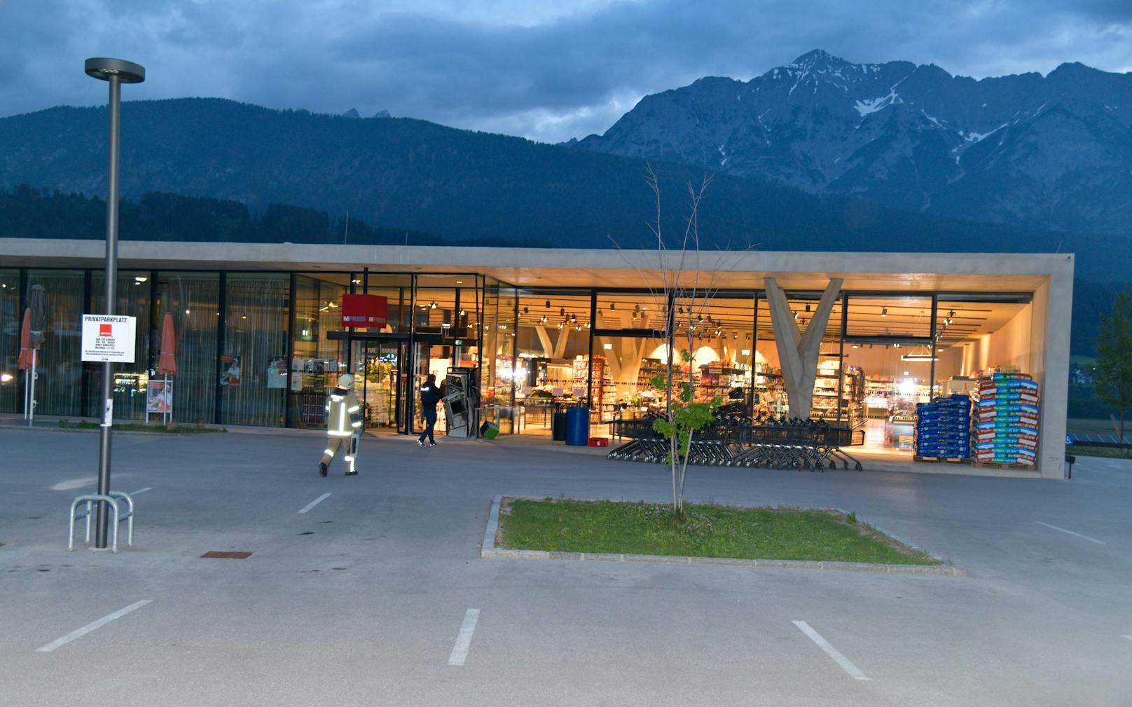 Bankomat im Tiroler Weer gesprengt