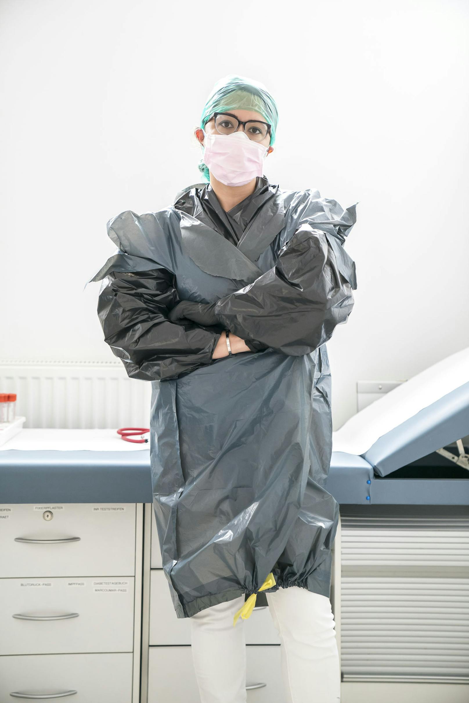 Wiener Ärztin musste Patienten im Müllsack behandeln 