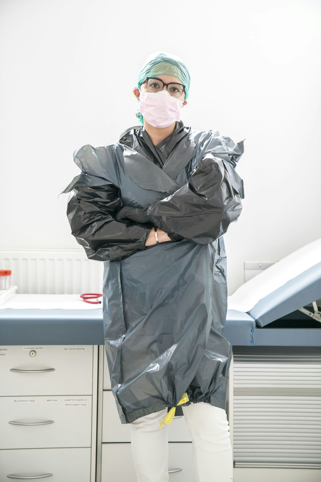 Heute.at - Ärztin: Ich behandelte Patienten im Müllsack