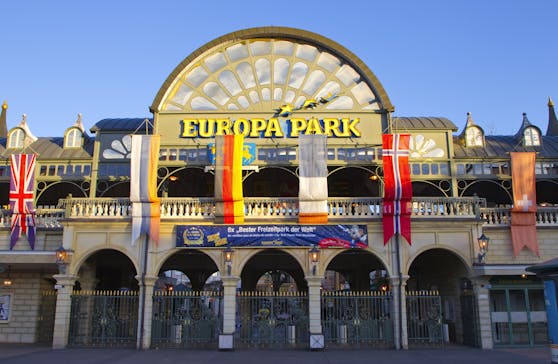 Über 60.000 warten auf Europa-Park-Tickets - Reisen | heute.at