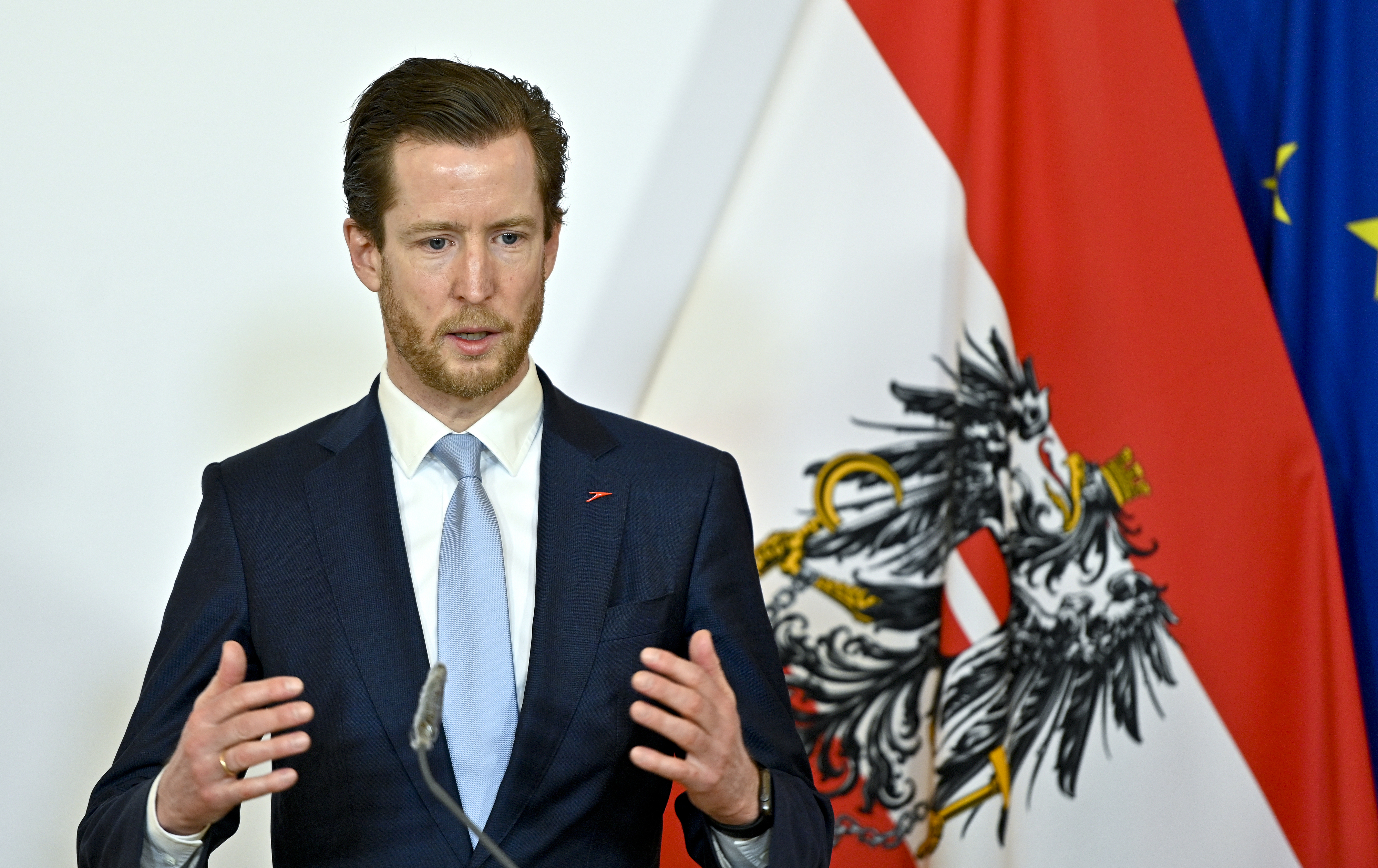 AUA-Chef hatte versprochen, so viele Stellen wie möglich zu retten.