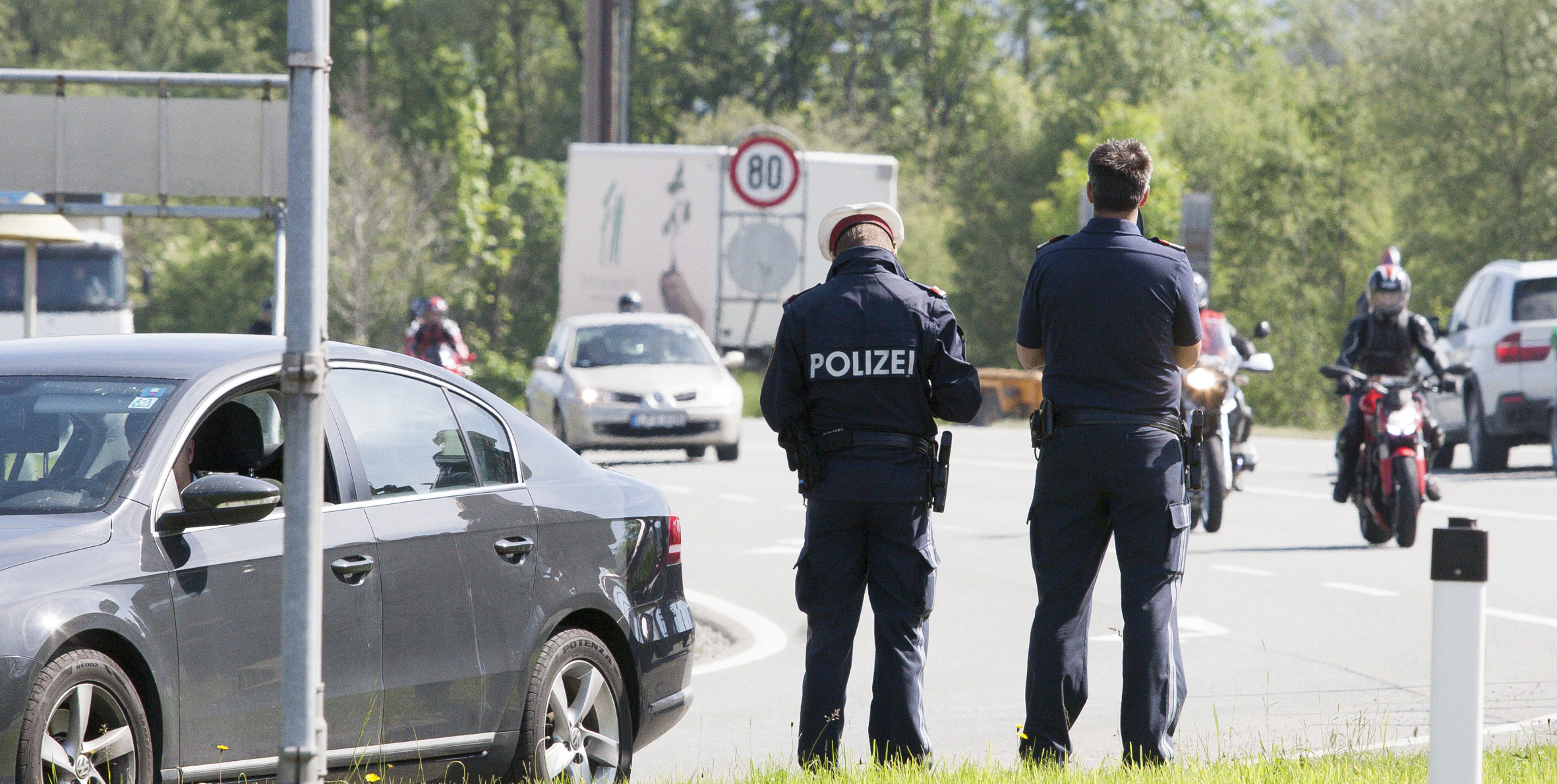 Die Polizei zog den Alkolenker aus dem Verkehr