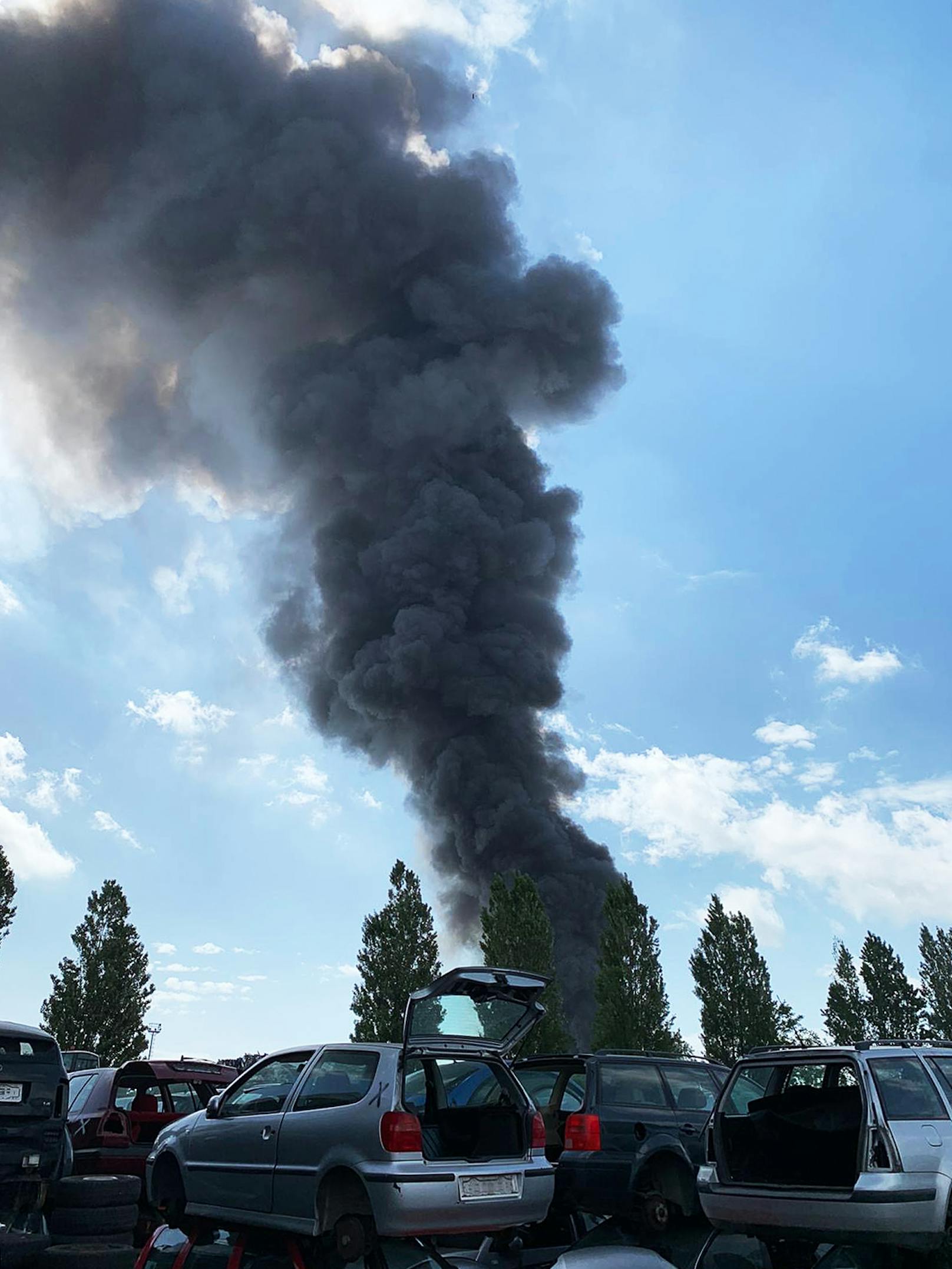Großbrand in Chemieindustrie im Raum Venedig am 15. Mai 2020