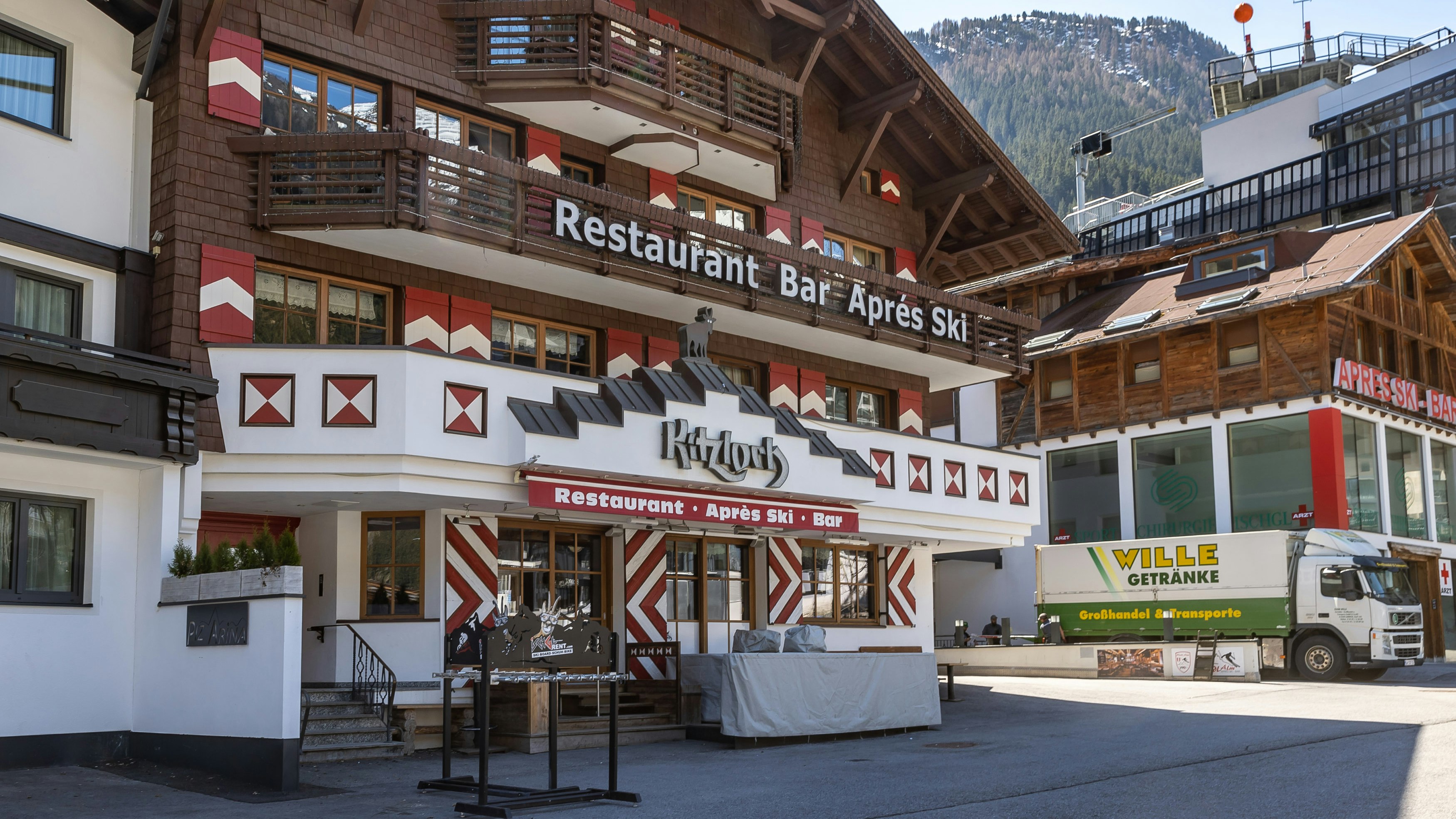 Das Apres-Ski-Lokal "Kitzloch" in Ischgl war eines der Epizentren der Corona-Pandemie.