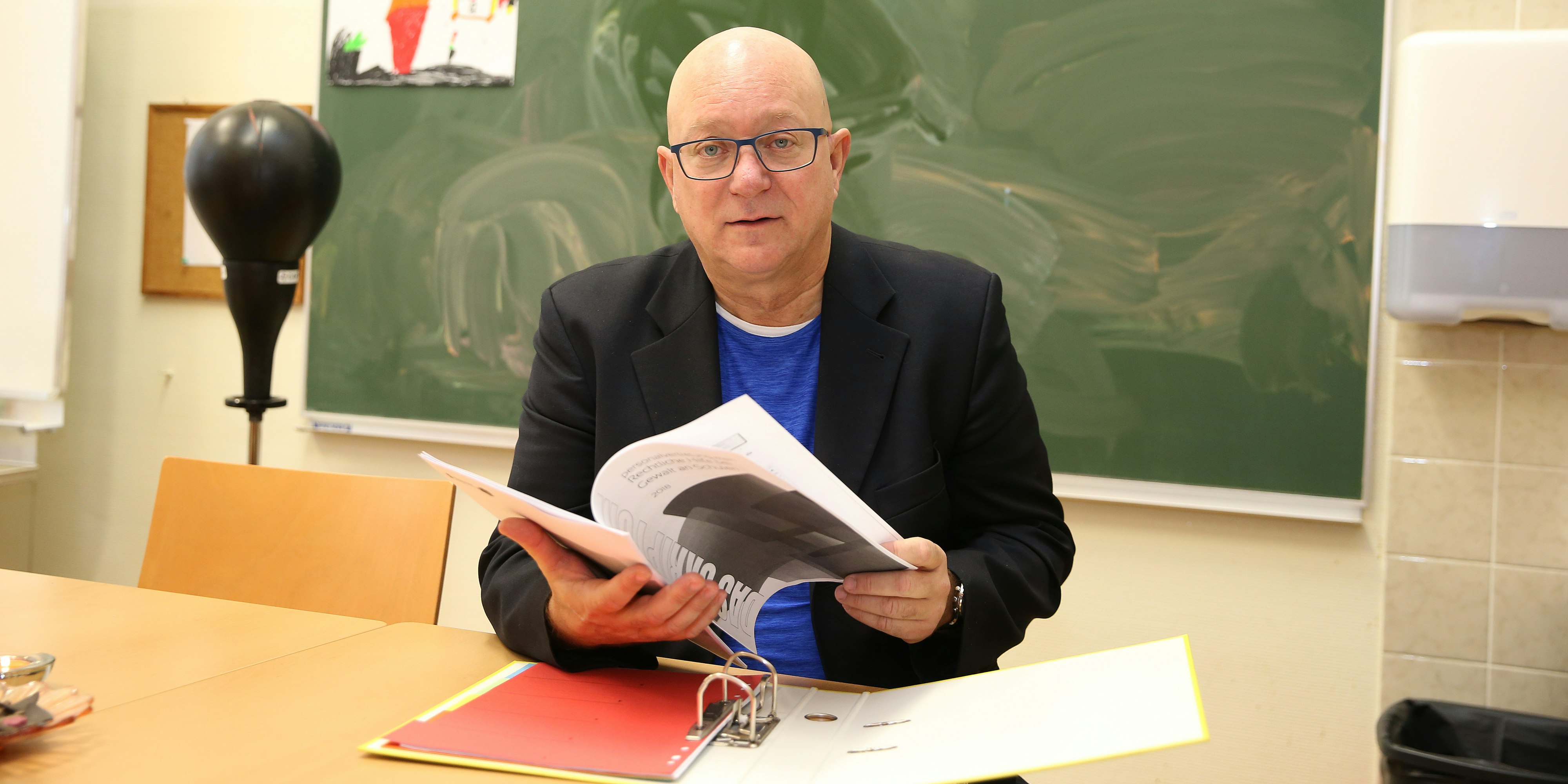 Jeden Montag gibt Schuldirektor Niki Glattauer in "Heute" Noten.