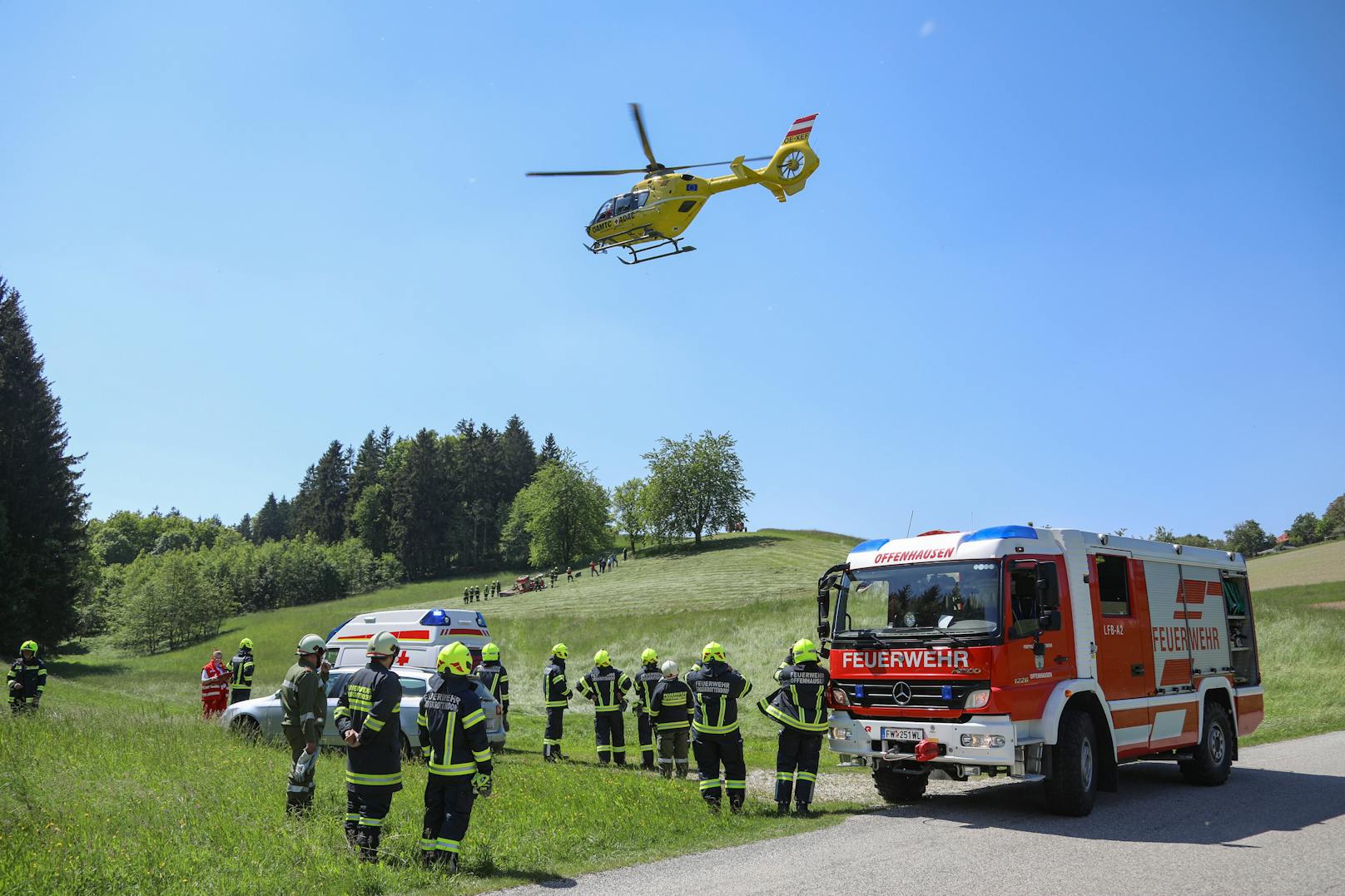 Mit dem Hubschrauber wurde der Verletzte ins Spital geflogen.