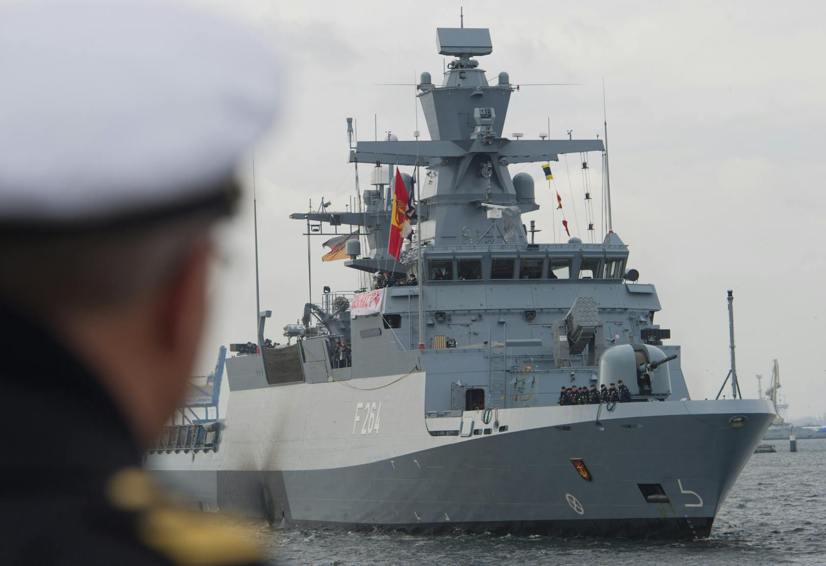 Archivbilder vom Einsatz der EU Naval Force im Mittelmeer, aufgenommen 2015 bis 2016