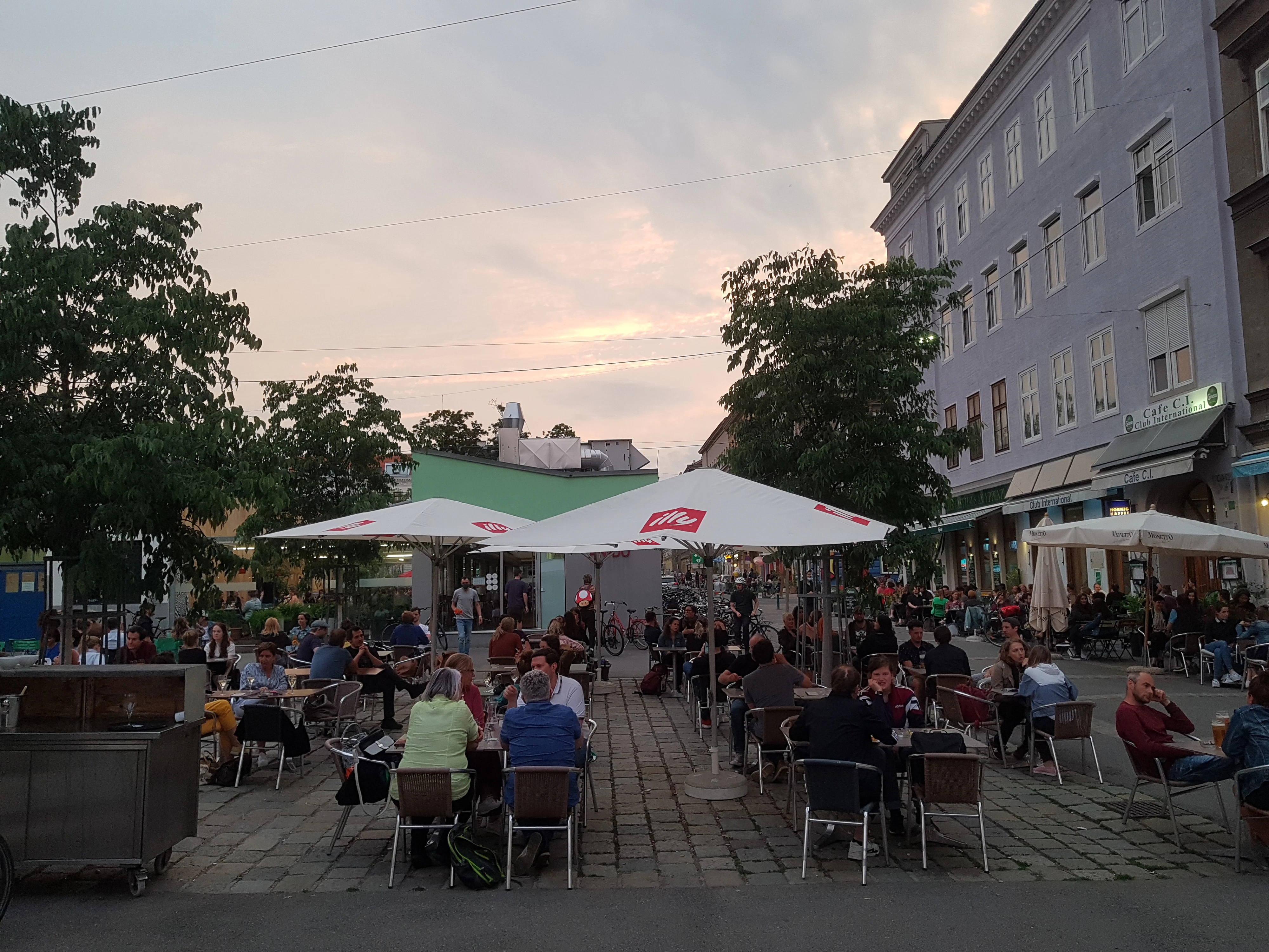 In den letzten Tagen herrschte Großbetrieb in der Lokalszene am Yppenplatz in Wien.