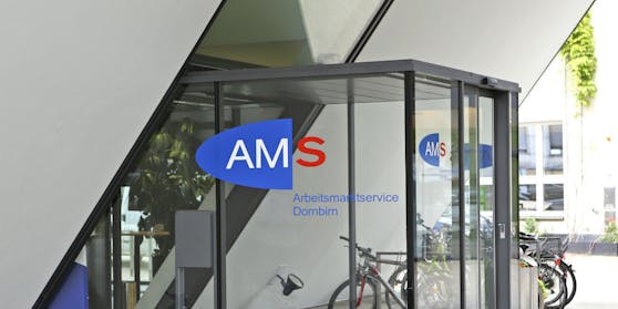 Ein AMS-Center in Vorarlberg (Symbol)