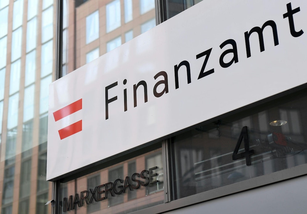 Das Paar muss 4.618 Euro Familienbeihilfe an das Finanzamt zurückzahlen. 