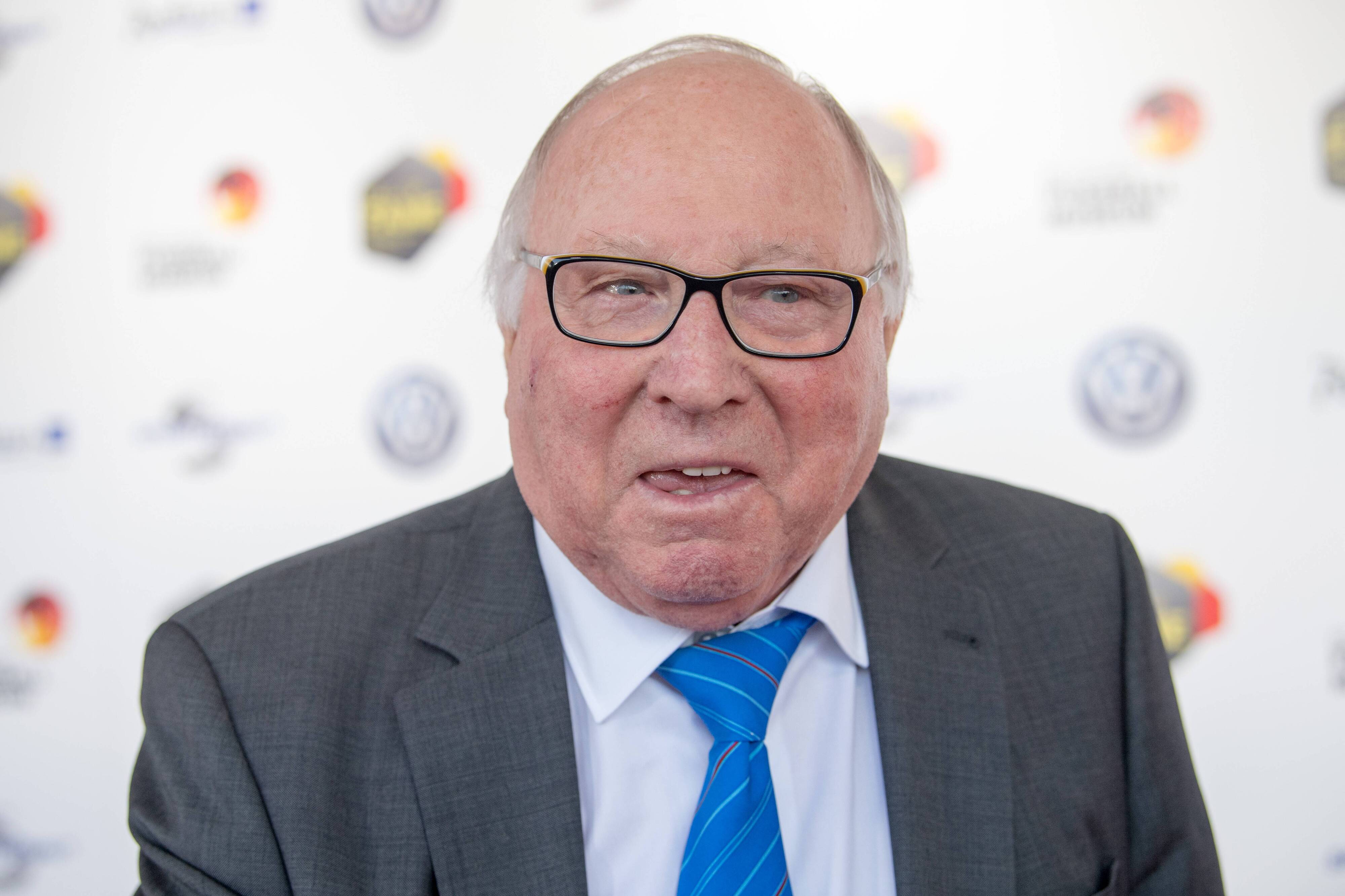 Not-Operation Bei Fußball-Legende Uwe Seeler – Fussball | Heute.at