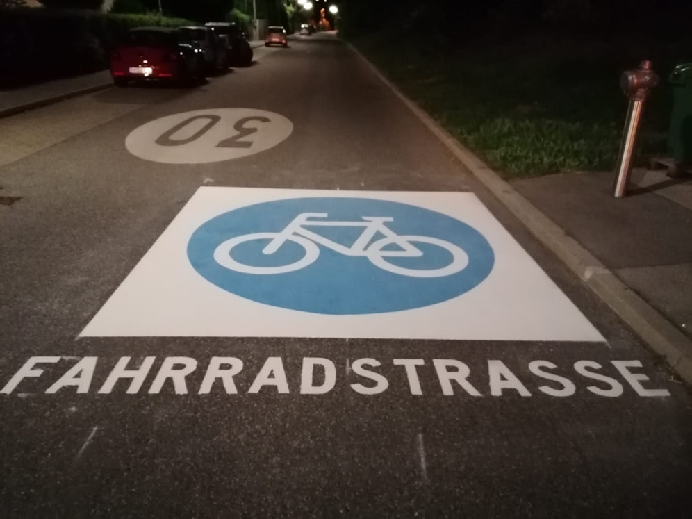 Die Markierung ist wohl kaum zu übersehen.