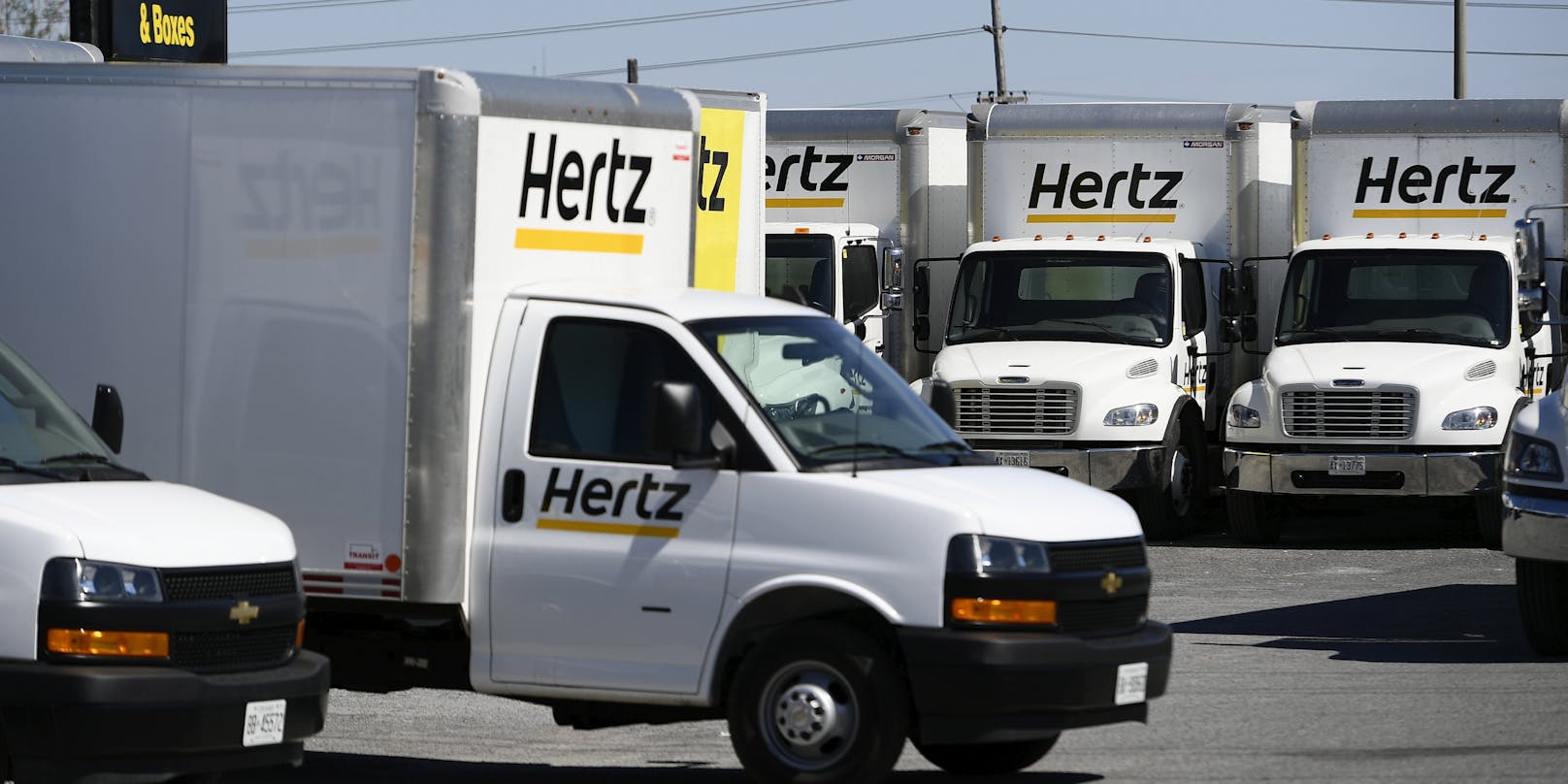 Der US-Autovermieter Hertz hat in der Corona-Krise Insolvenz angemeldet. 