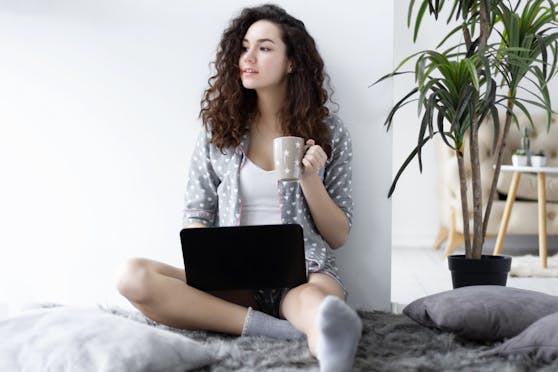 Home Office inklusive Pyjama und Power Nap liegt im Trend.