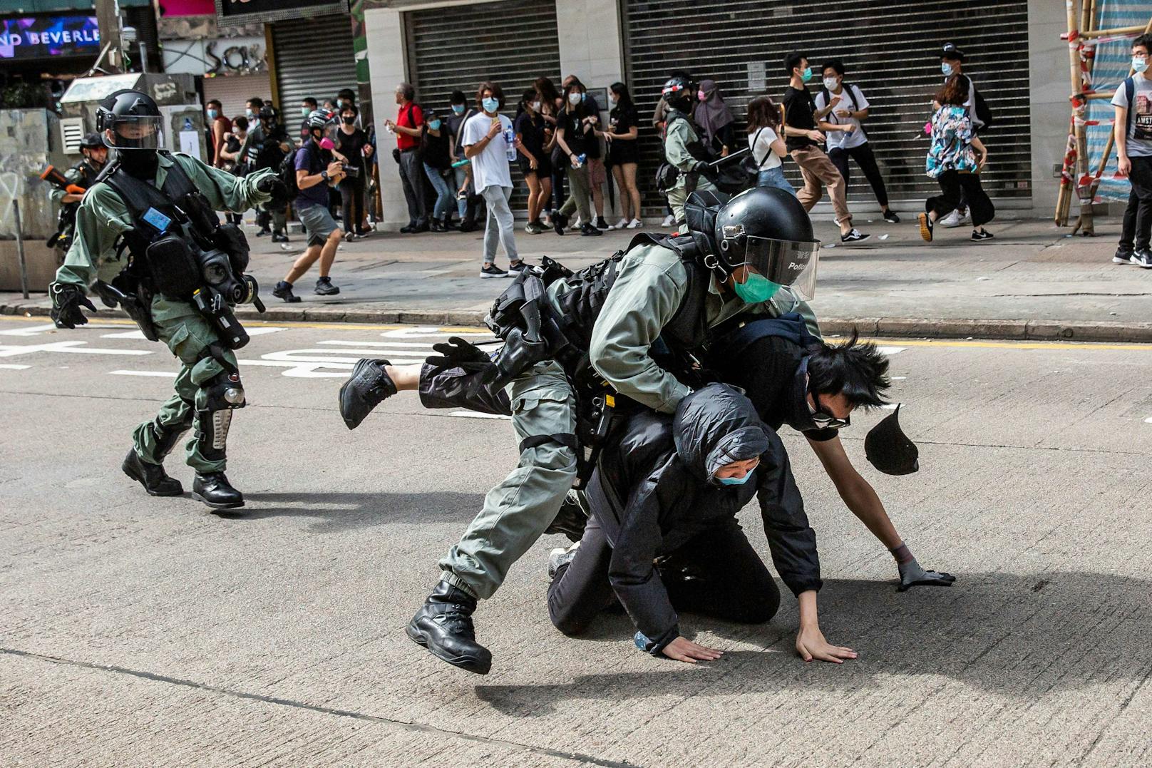 Die Polizei ging am Wochenende rigoros gegen Demonstranten vor.