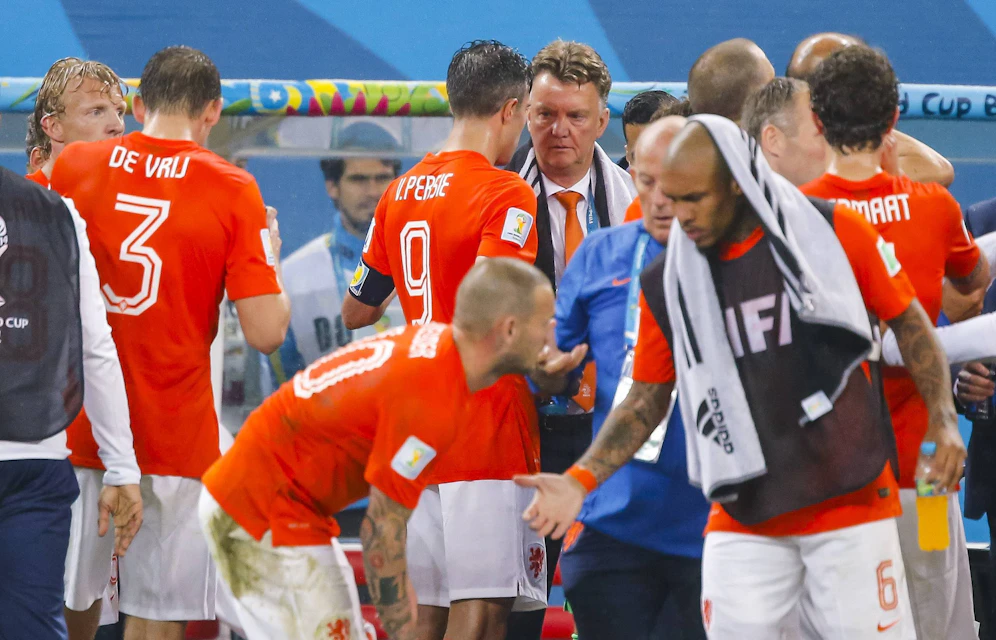 Van Gaal mit Anweisungen für seine Kicker