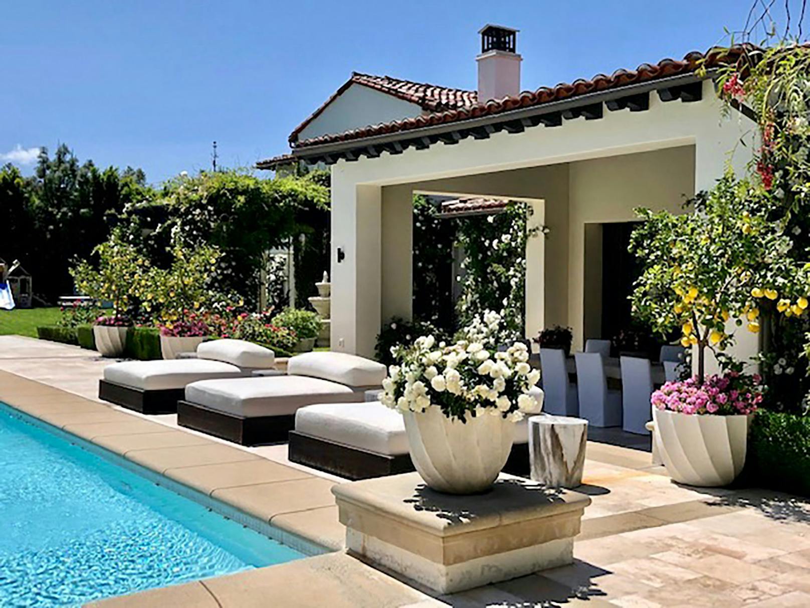 Khloe Kardashians Calabasas-Villa ist derzeit für 17 Millionen Euro auf dem Markt.<br>