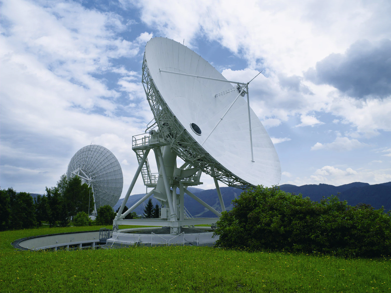 Insgesamt befinden sich in der Erdefunkstelle Aflenz mehr als 60 Antennen. 