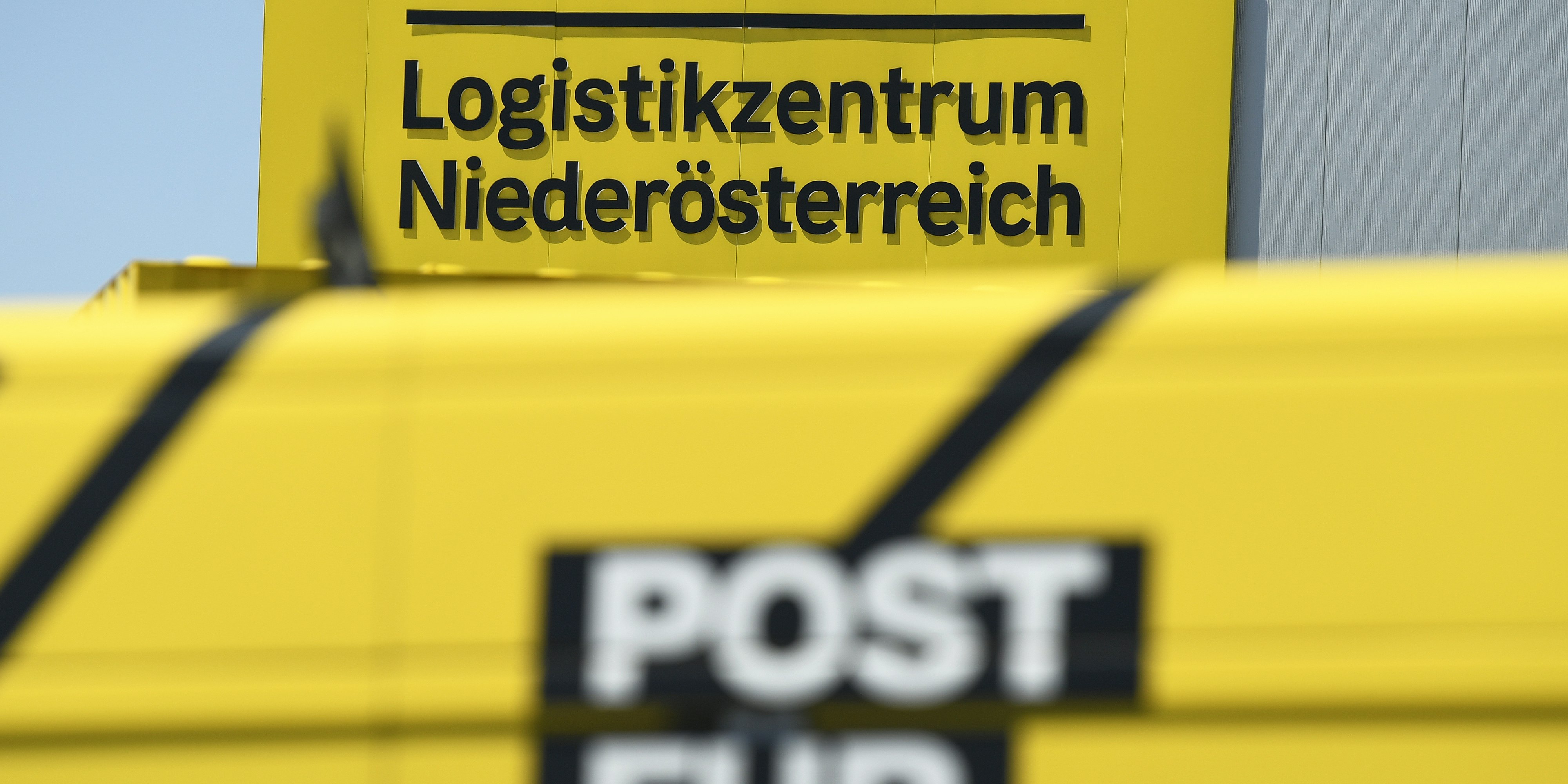 Mit der Rückkehr des Stammpersonals aus der Quarantäne und dem neu hinzugewonnenen Personal kann somit am Standort Hagenbrunn mit voller Mannschaftsstärke von 300 Personen der Regelbetrieb wieder aufgenommen werden.