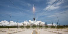 SpaceX schießt vier Zivilisten ins All