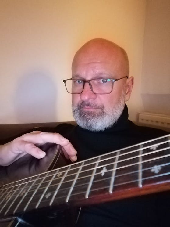 Michael Bezwoda startet als Corona-Musiker durch.