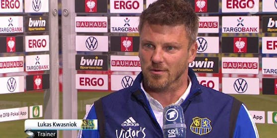 Saarbrücken-Coach Lukas Kwasniok gefiel die Frage des ARD-Reporters nicht.
