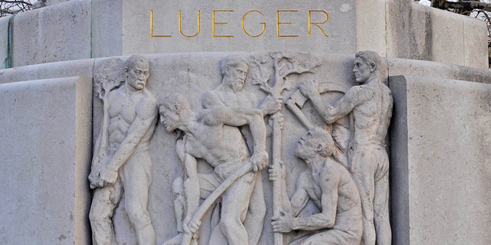 Das Lueger-Denkmal im ersten Bezirk ist heftig umstritten.