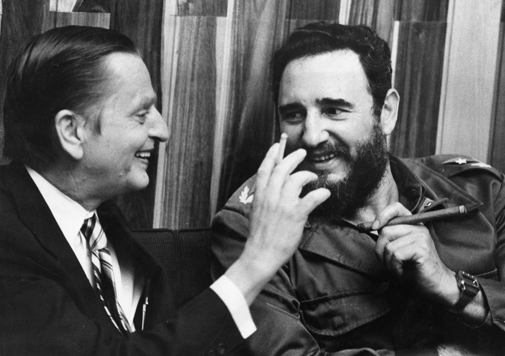 Olof Palme mit Fidel Castro