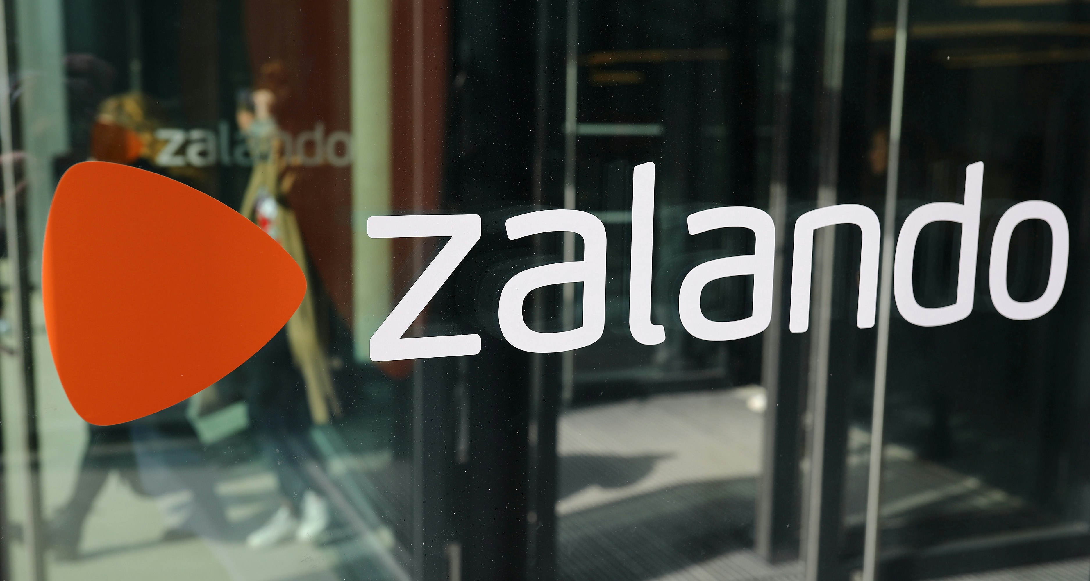 In den sozialen Medien präsentiert sich Zalando divers und offen.