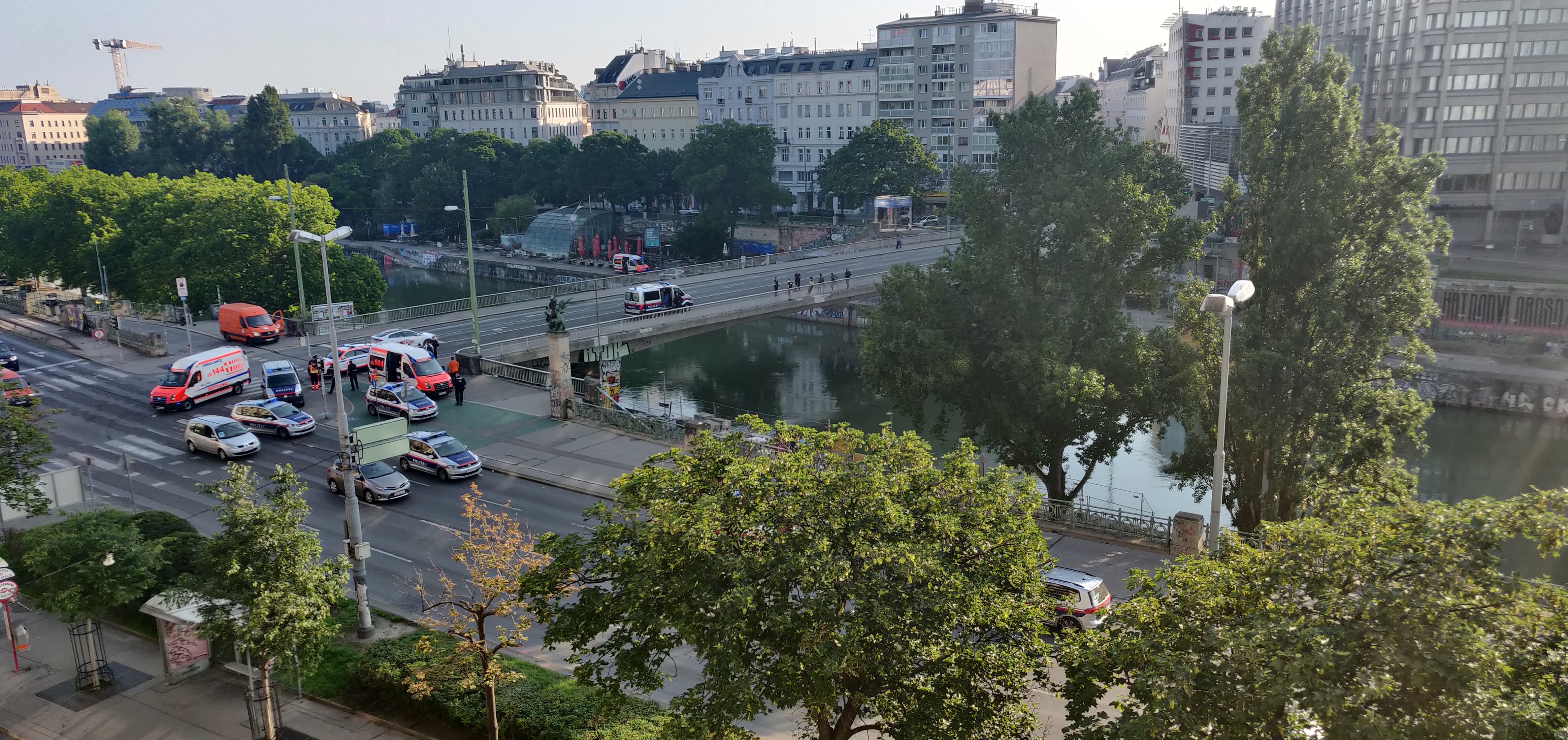 Schlägerei bei der Salztorbrücke am Donaukanal
