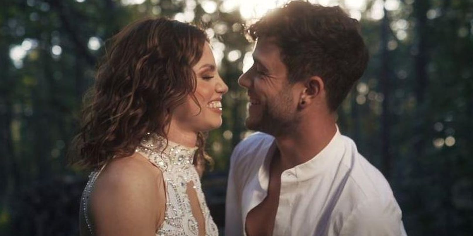 Für das neu veröffentlichte Musikvideo zum Song "Diamant" wurde Luca Hänni (25) beim Tanzen im Wald gefilmt. Dabei an seiner Seite: Seine "Let’s Dance"-Tanzpartnerin Christina Luft (30).