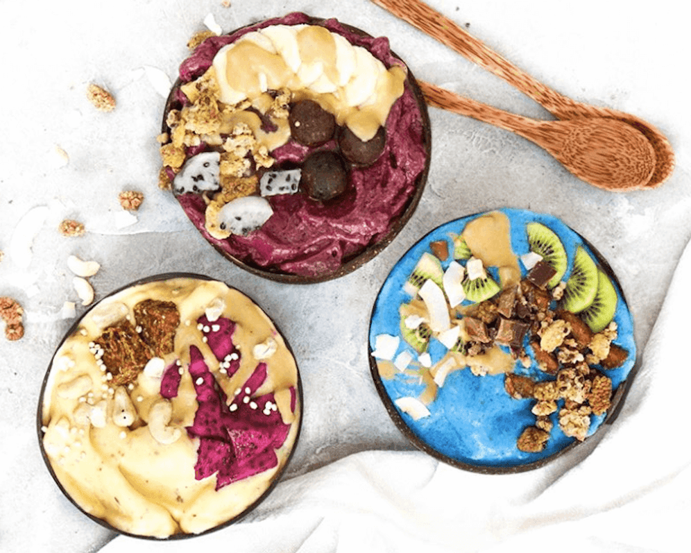 Maximale Qualität mit minimalem Aufwand? Wir testen das Smoothie-Bowl-Versprechen von Wholey.