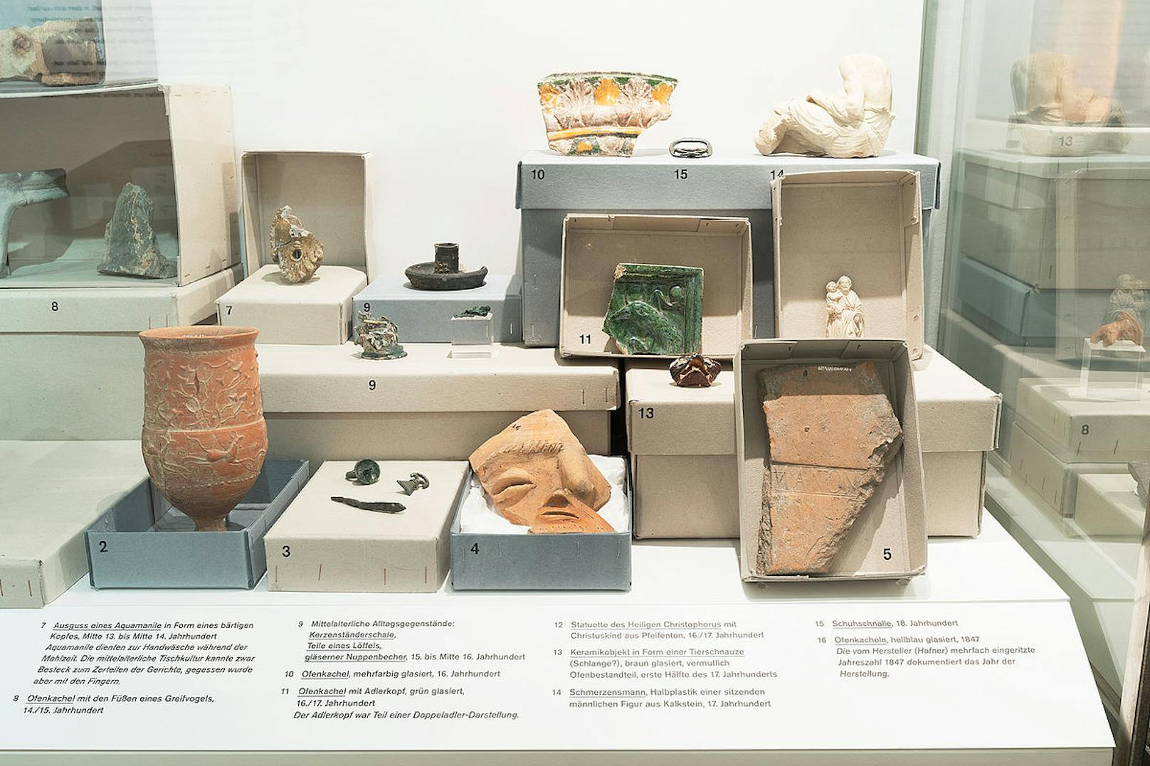 Zahlreiche Funde können ab 1. Juli im Römermuseum bestaunt werden.