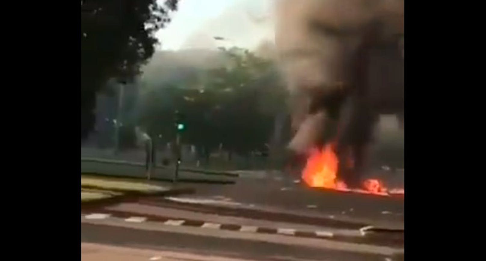 Autos in Flammen und Schusswechsel: In Dijon eskaliert ein Bandenkampf.