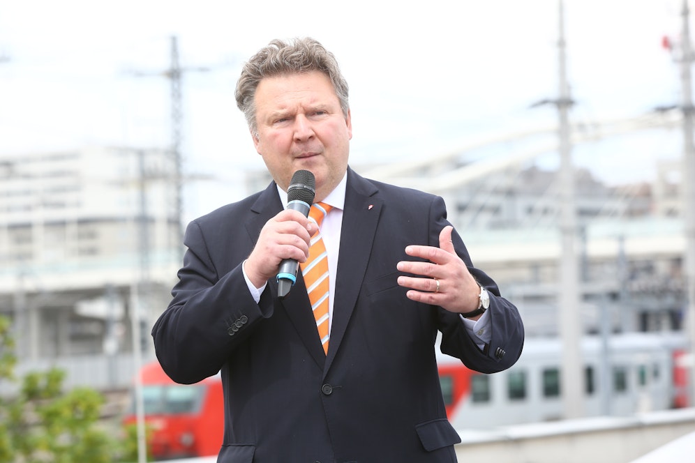 Sollten die Pläne zu einer 