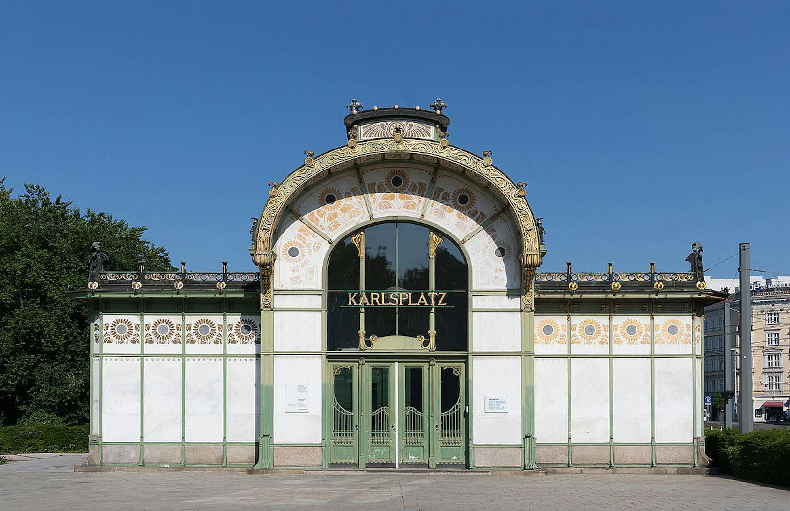 Der Otto Wagner Pavillon Karlsplatz ist aufgrund von Renovierungsarbeiten erst ab 1. August wieder geöffnet.
