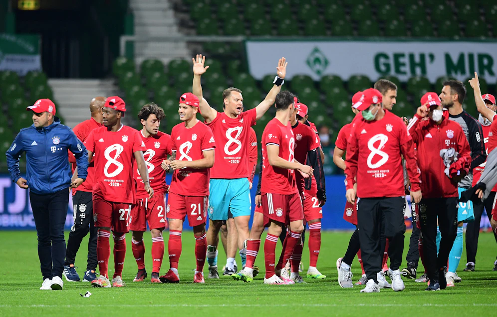 Die Bayern bejubeln den 8. Meistertitel in Serie.