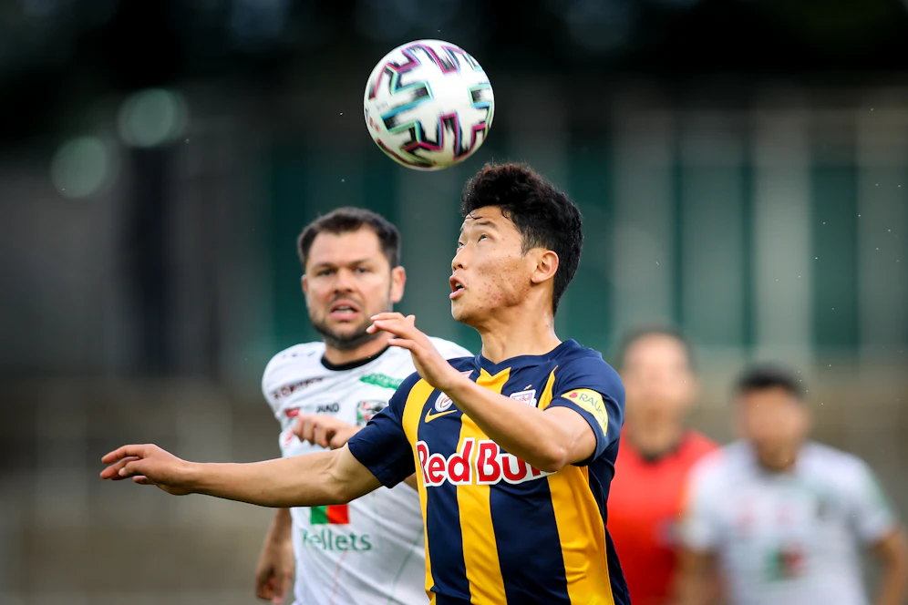 Hee-Chan Hwang gegen Wolfsberg.