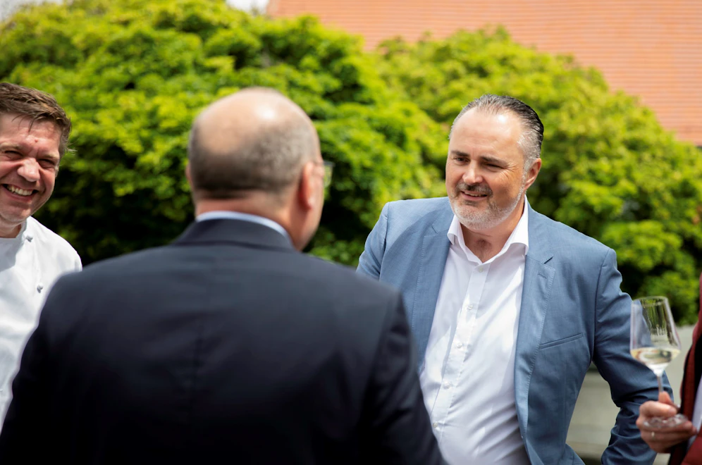 Burgenlands Landeshauptmann Hans Peter Doskozil (SPÖ) will so schnell wie möglich einen Mindestlohn von 1.700 Euro netto.