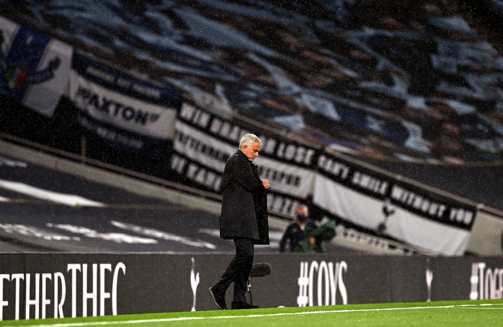 Jose Mourinho holt einen Punkt gegen Ex-Klub Manchester United. 