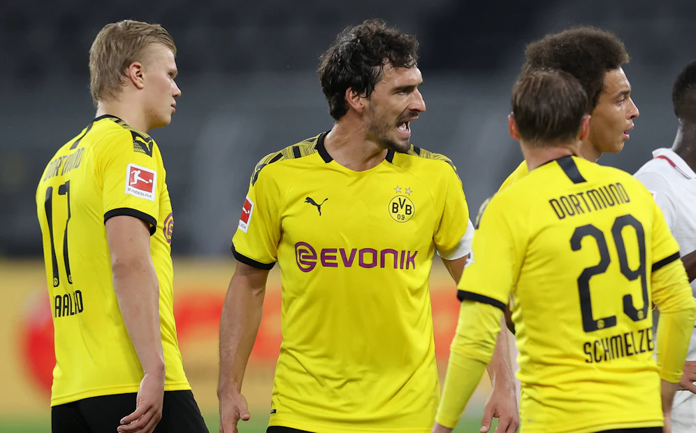 Mats Hummels mit der Titel-Ansage in Richtung Bayern München.