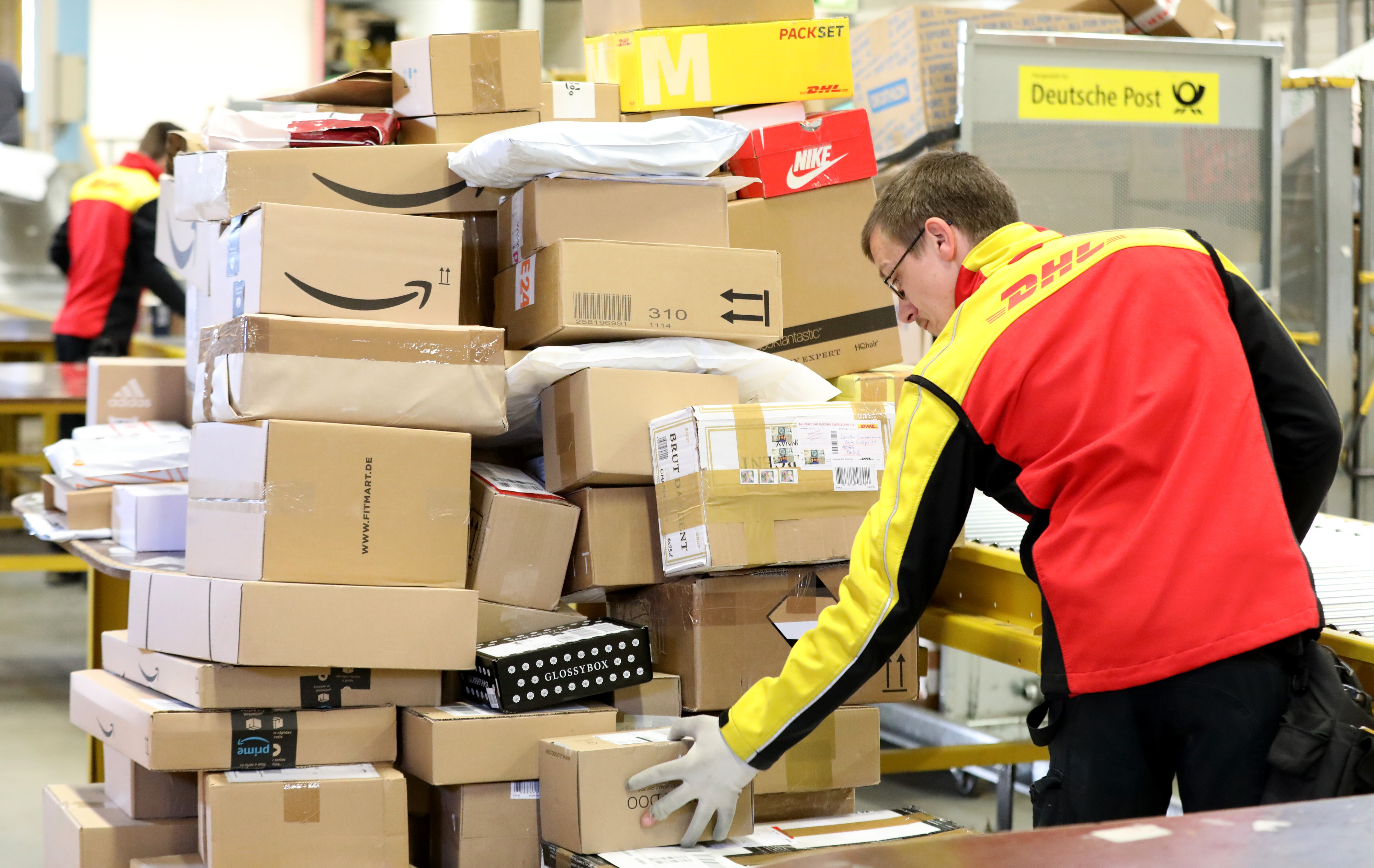 DHL Express erhöht ab 2024 die Preise.