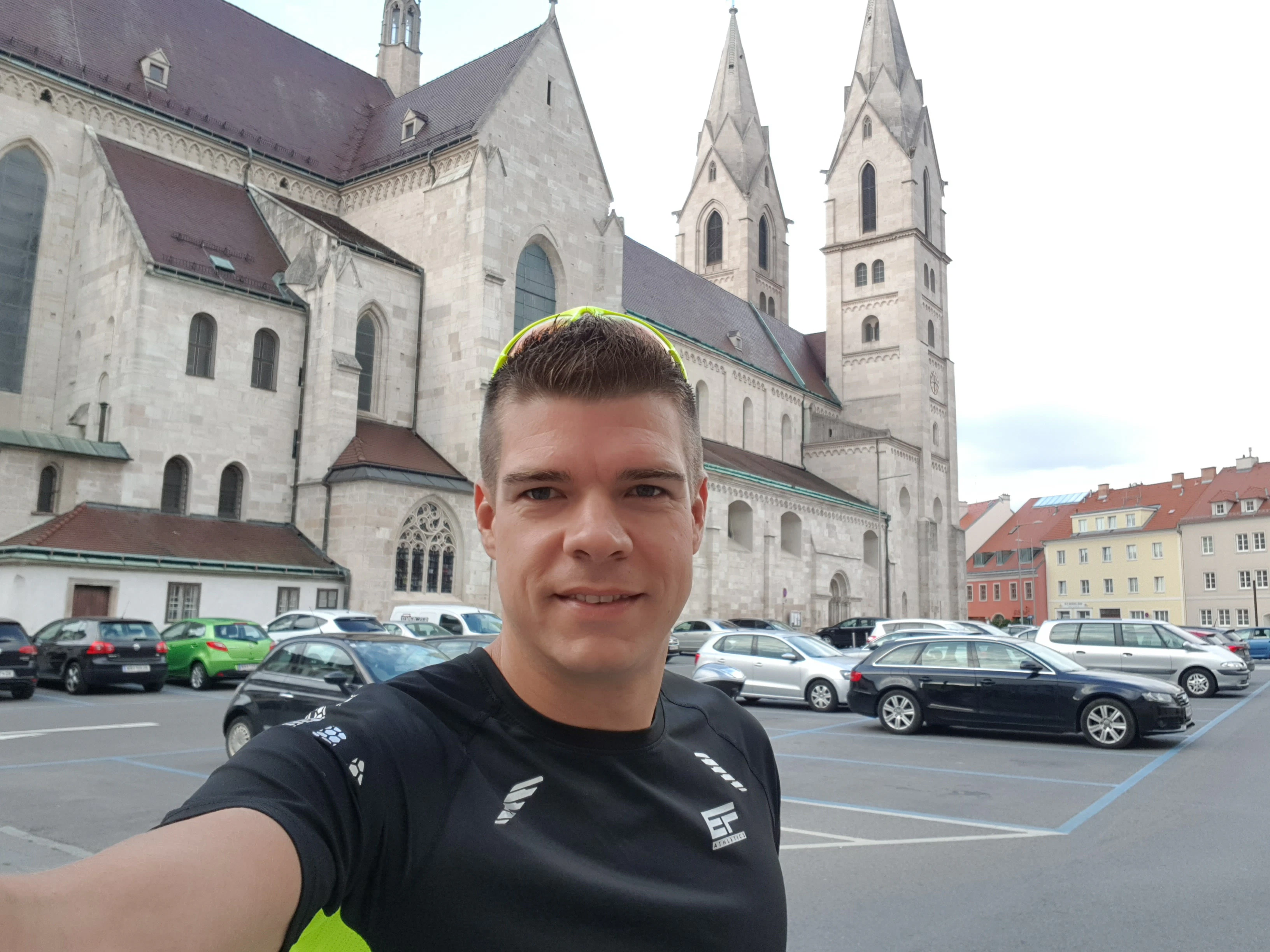 Der Start beim Neustädter Dom.