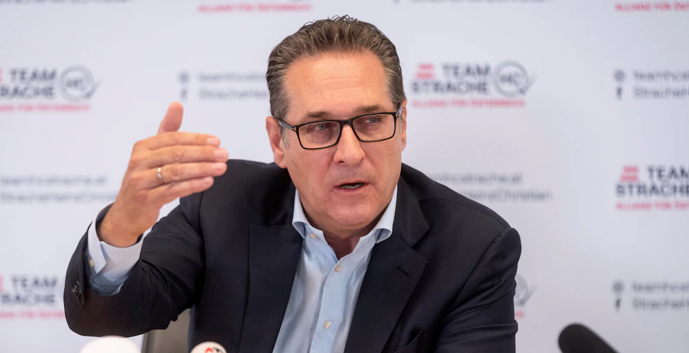 Heinz-Christian Strache sieht es als seinen Verdienst, dass Österreich nicht in bürgerkriegsähnlichen Zuständen versinkt.