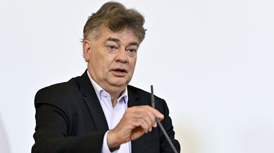 "Wenn das sogar der Herr Söder schafft und jetzt auch der niederländische Premier, der Herr Rutte, ja dann kann das Österreich auch schaffen", sagte er im Ö1-Radio am Samstag.
